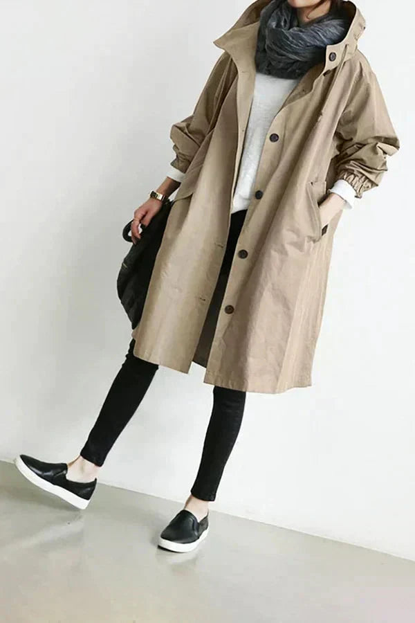 Dame trenchcoat - Casual oversized passform - Høy krage med hette - Knapper og sidelommer