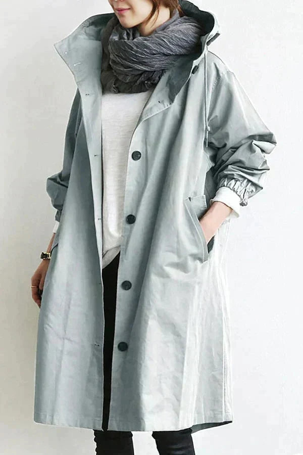 Dame trenchcoat - Casual oversized passform - Høy krage med hette - Knapper og sidelommer